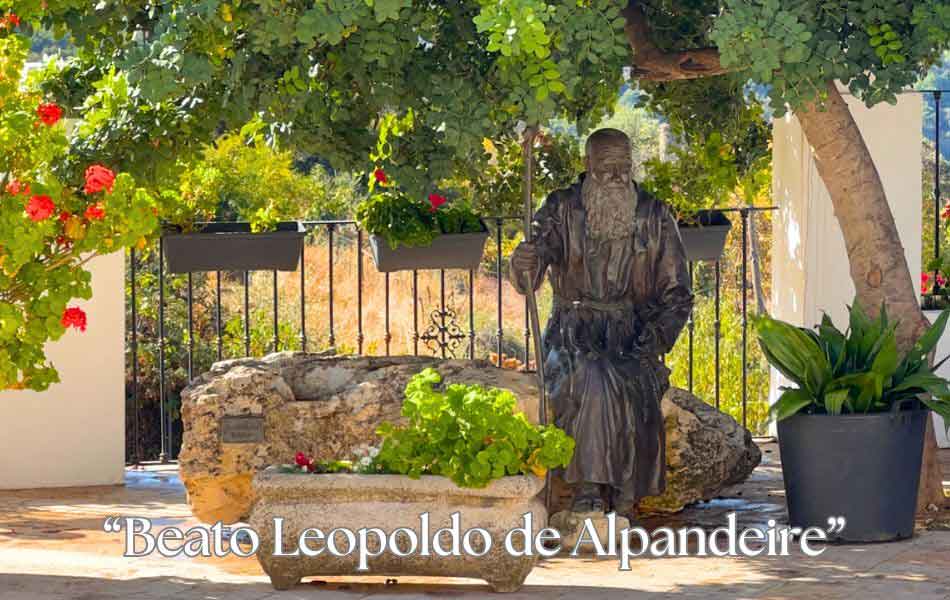 Llegar o volver a Alpandeire